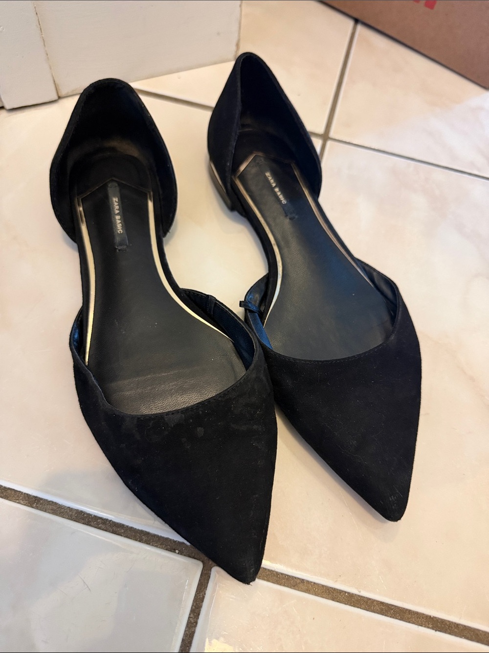 Zara Black Pointed Suede D'Orsay Flats